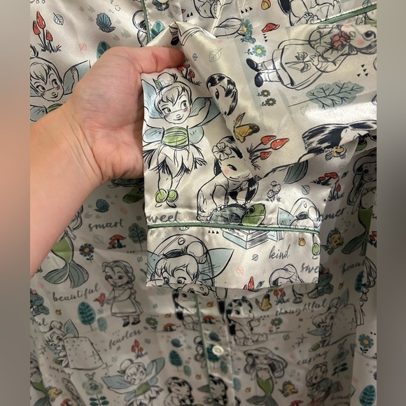 Disney Animators Collection Women’s Pajama Top Long Sleeve Princess Large - Picture 5 of 10